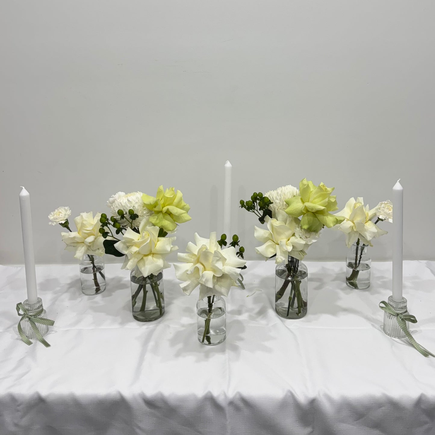 It's a White Christmas! (Flowers + Candle Bundle)